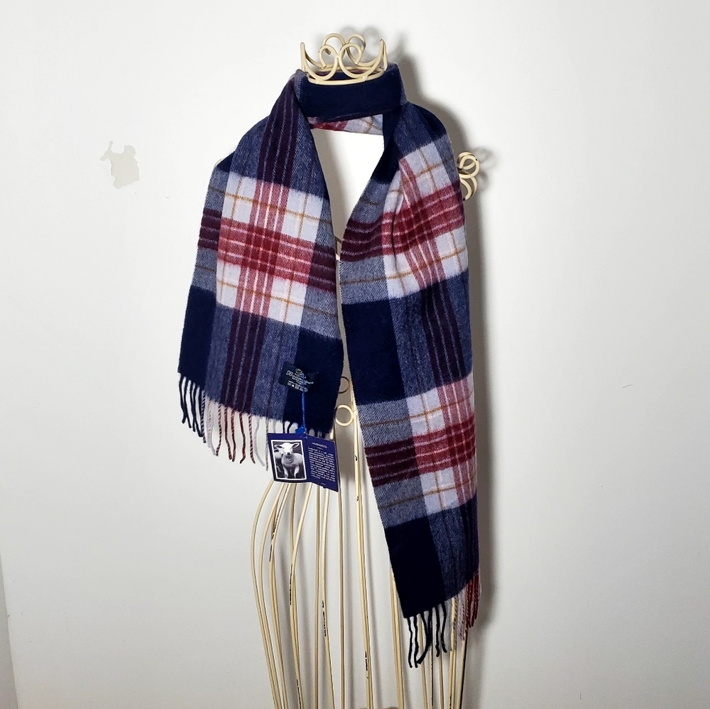 NWT Ballantrae Lambswool Fringed Scarf